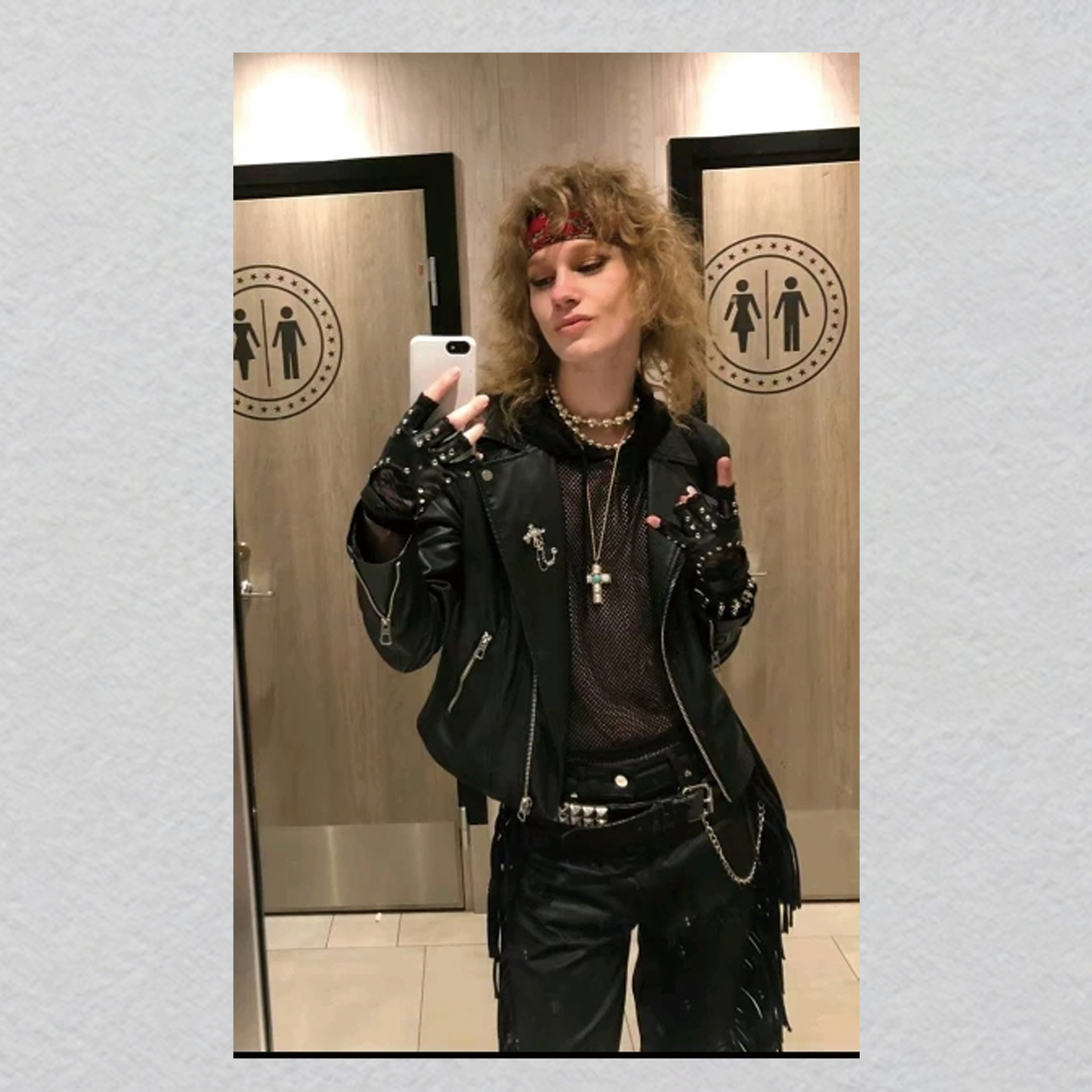 K000142-w21.8h35	Crystal Viking Ship Iron-On | Norse Exploration Longboat