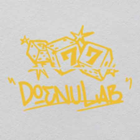 Z000061-w35h24.27	Crystal Retro Trailer Iron-On | 1950s Silver Bullet Design