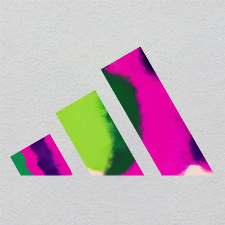 ad118w25h15	Singular Crystal Ember | Glowing Last Light of Data